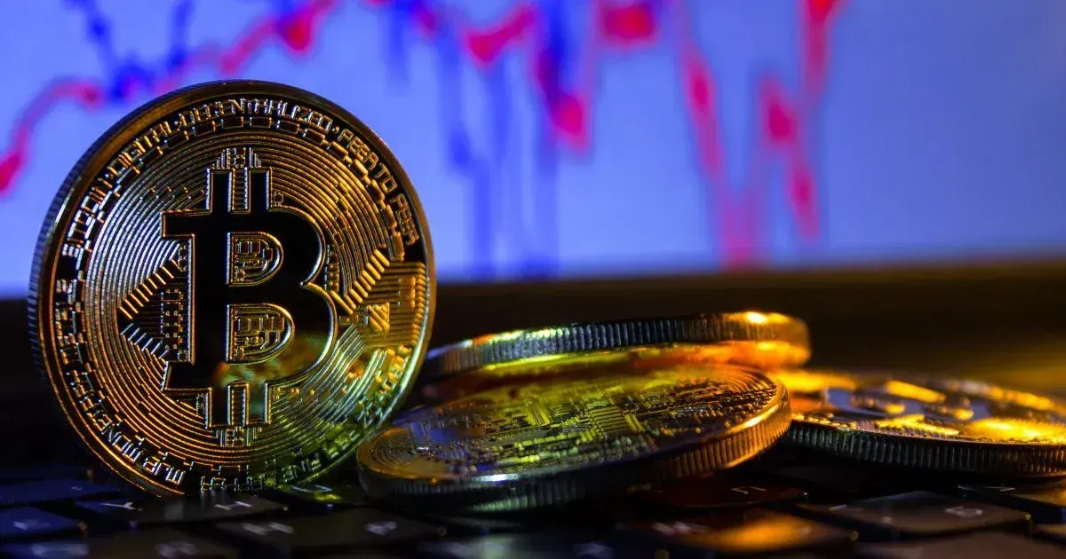 Fidelity Considers Bitcoin Trading on Brokerage Platform - Top Crypto Updates