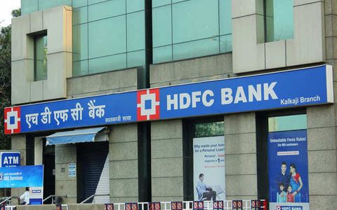 FTSE to Replace HDFC with HDFC Bank Post Merger - Top Indian Market Updates