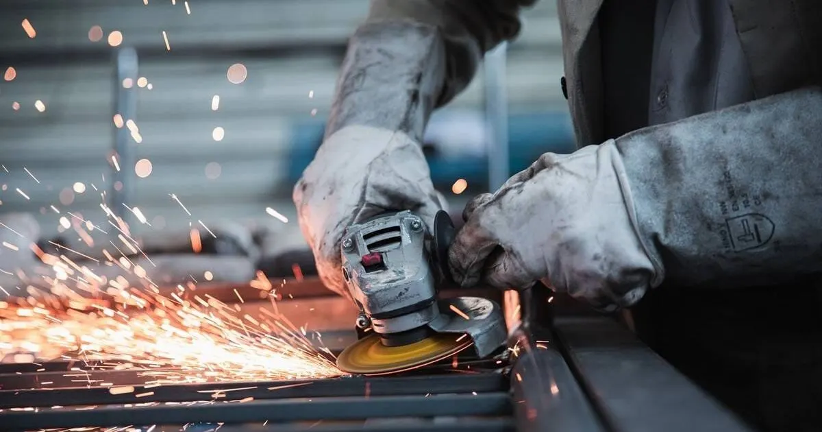 India's Manufacturing PMI Slows to 5-Month Low in Sept - Top Indian Market Updates