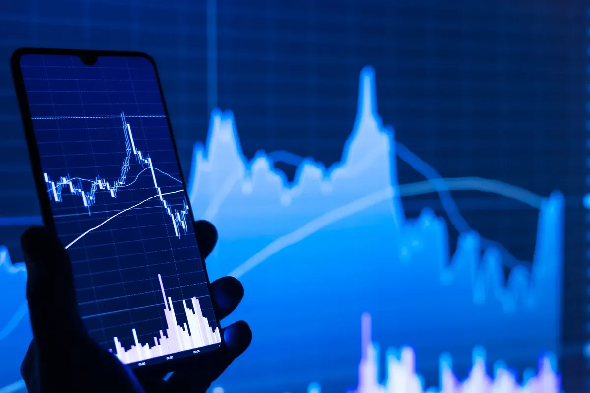 Nifty Holds Above 18,300 Despite Last Hour Fall. Adani Stocks Rally Again! - Post-Market Analysis