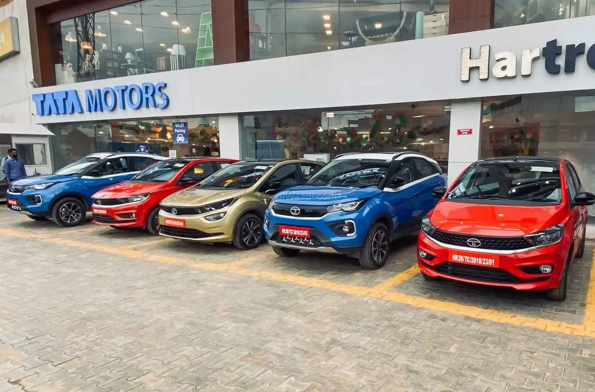 Tata Motors Posts First Quarterly Profit in 2 Years - Top Indian Market Updates
